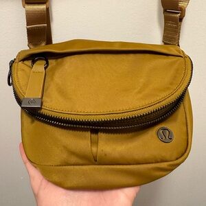 Lululemon crossbody bag